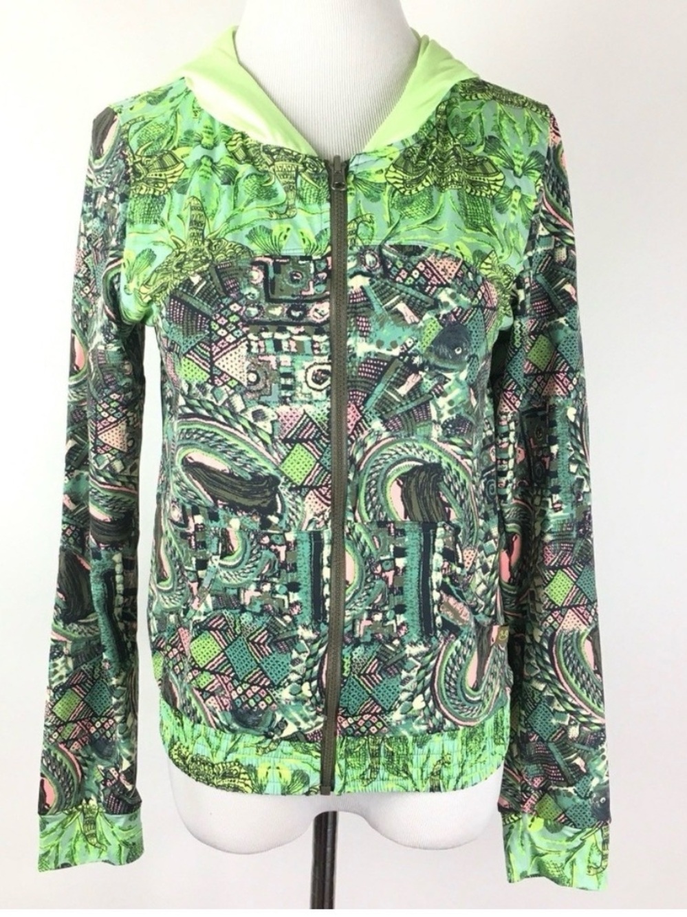 Maaji coastal hills zip up hoodie, large